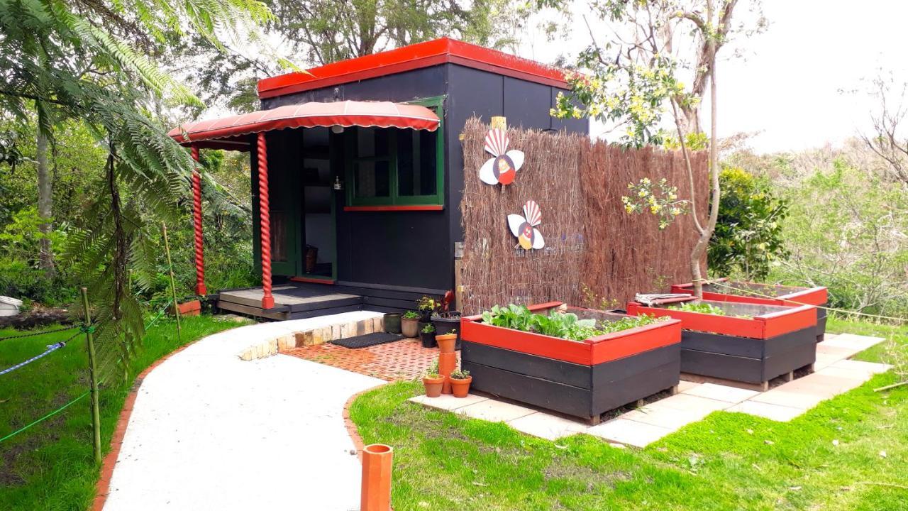 Quirky Woods - Glamping Cabins At Maketu מראה חיצוני תמונה