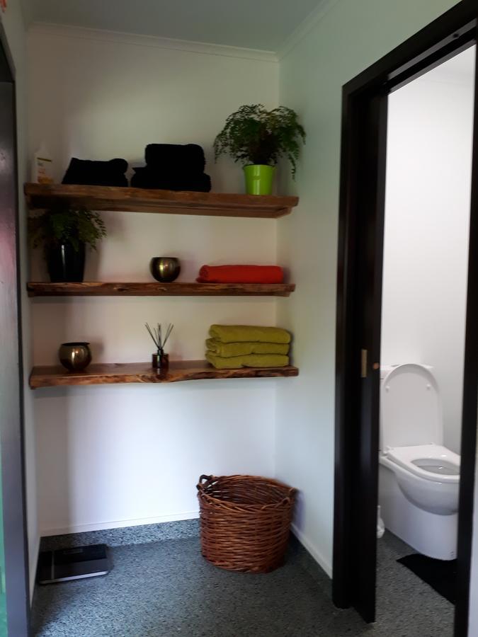 Quirky Woods - Glamping Cabins At Maketu מראה חיצוני תמונה